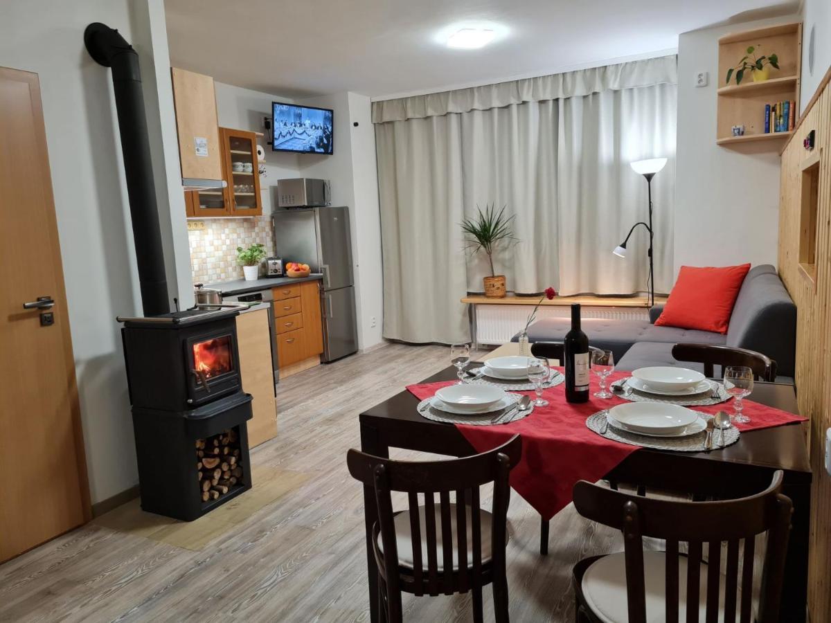 Apartment Chleew Bela pod Pradedem Exteriör bild