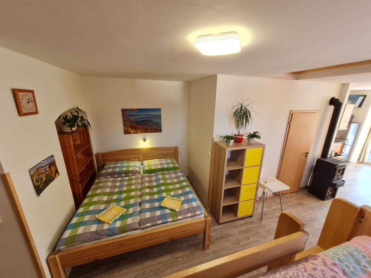 Apartment Chleew Bela pod Pradedem Exteriör bild